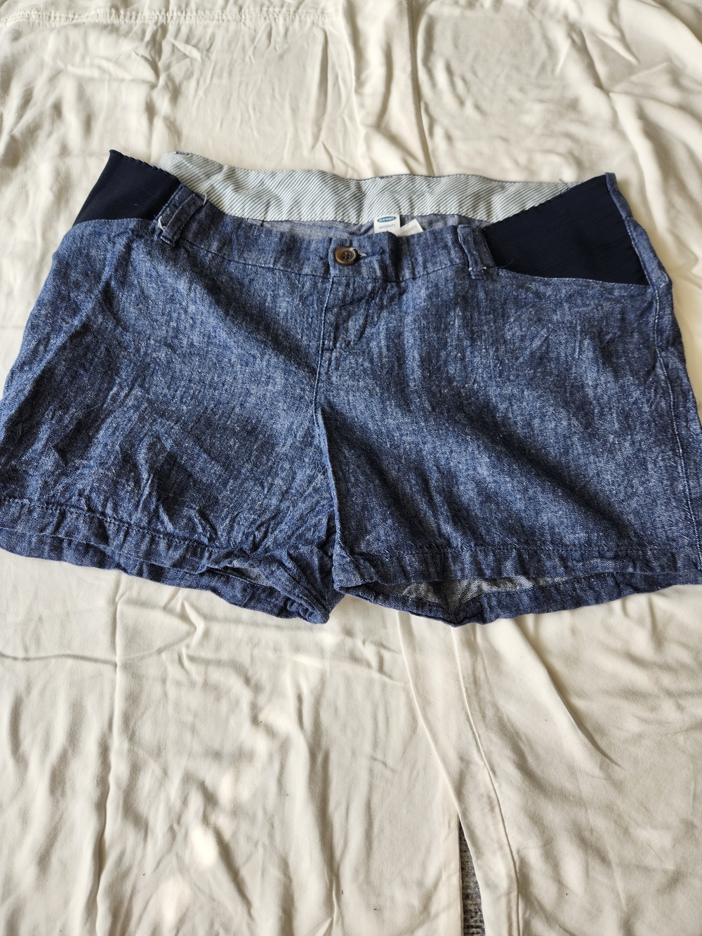 Old Navy Indigo Side Panel Maternity Shorts